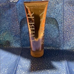 Bath and Body Amber & Argan Body Wash